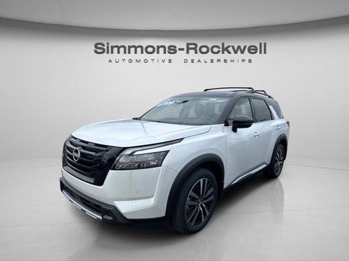 2025 Nissan Pathfinder Platinum