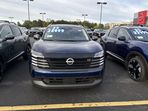 2025 Nissan Kicks SR