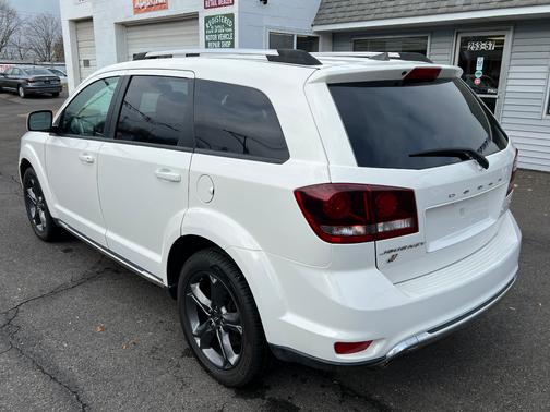 2019 Dodge Journey Crossroad