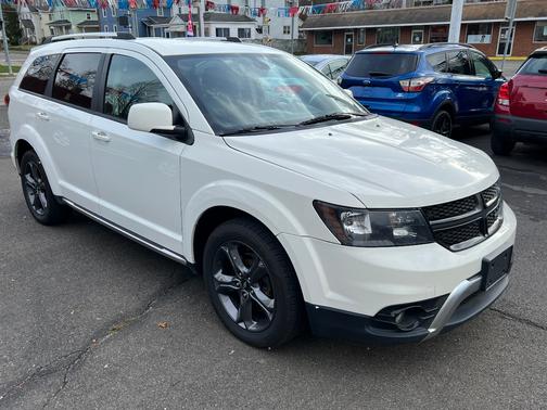 2019 Dodge Journey Crossroad