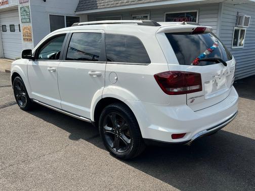 2019 Dodge Journey Crossroad