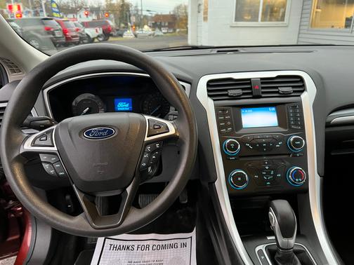 2015 Ford Fusion SE