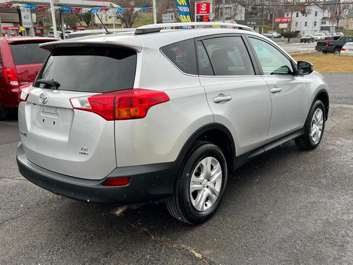 2013 Toyota RAV4 LE