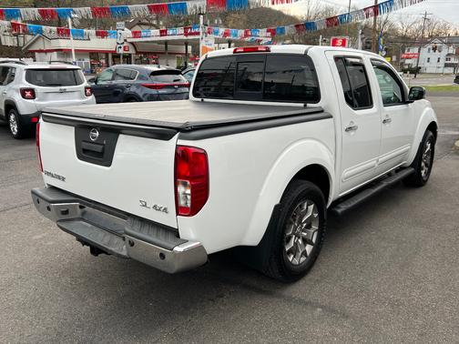 2015 Nissan Frontier SL
