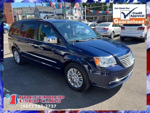 2015 Chrysler Town & Country Touring-L