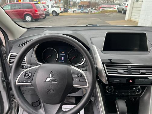 2019 Mitsubishi Eclipse Cross LE