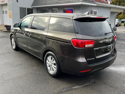 2018 Kia Sedona LX