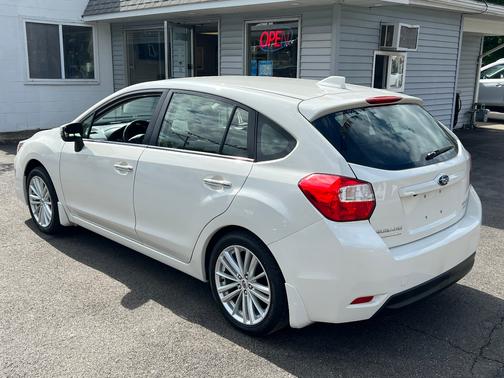 2016 Subaru Impreza 2.0i Limited