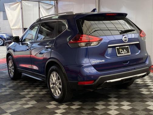 Caspian Blue Metallic 2020 Nissan Rogue SV