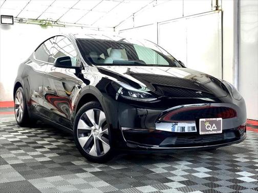 2023 Tesla Model Y Long Range Dual Motor All-Wheel Drive