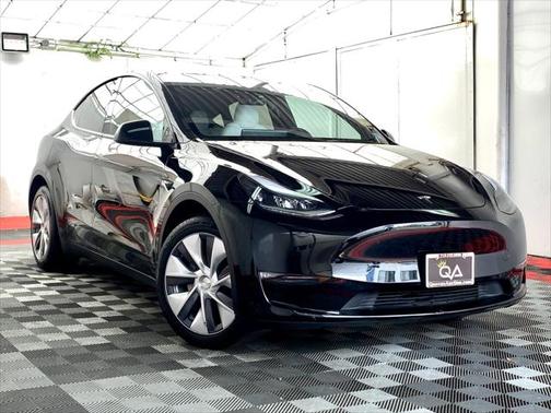 2023 Tesla Model Y Long Range Dual Motor All-Wheel Drive