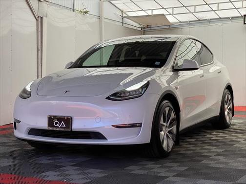 2021 Tesla Model Y Long Range Dual Motor All-Wheel Drive