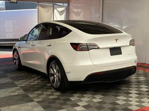 2021 Tesla Model Y Long Range Dual Motor All-Wheel Drive