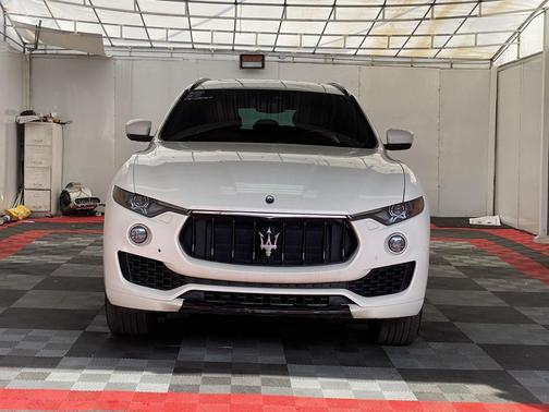 2017 Maserati Levante S