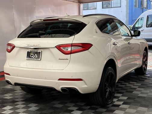 2017 Maserati Levante S