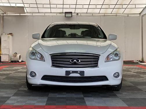 2014 INFINITI Q70 3.7X