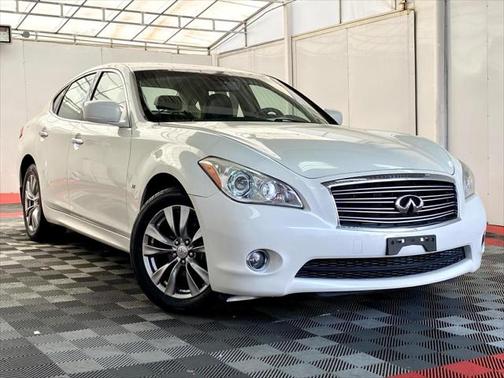 2014 INFINITI Q70 3.7X