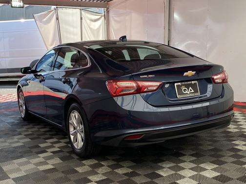 2022 Chevrolet Malibu FWD LT