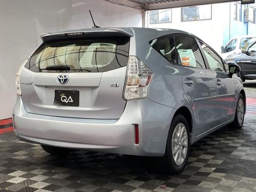 2012 Toyota Prius v Three