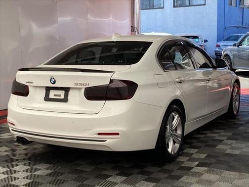2017 BMW 330 xDrive