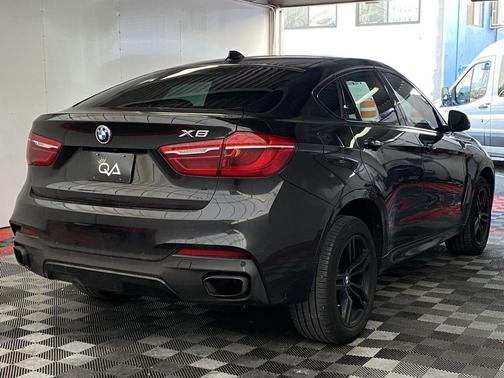 2016 BMW X6 xDrive50i