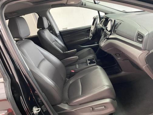 Crystal Black Pearl 2019 Honda Odyssey EX-L w/Navigation/RES