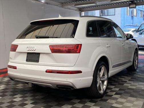 2019 Audi Q7 55 Prestige