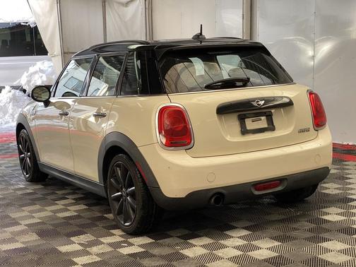 2016 MINI Hardtop Cooper