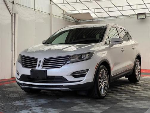 2015 Lincoln MKC Base