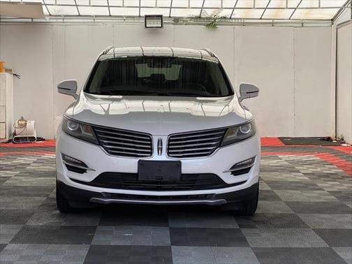 2015 Lincoln MKC Base