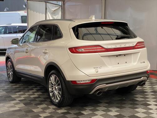 2015 Lincoln MKC Base