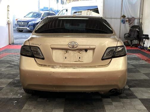 2010 Toyota Camry XLE