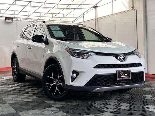 2016 Toyota RAV4 SE