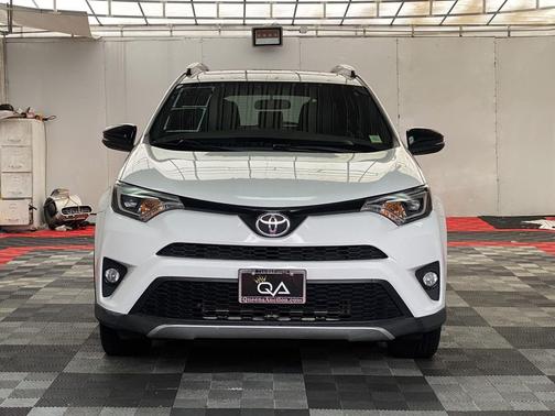 2016 Toyota RAV4 SE