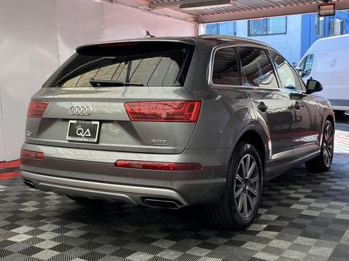 2017 Audi Q7 3.0T Premium