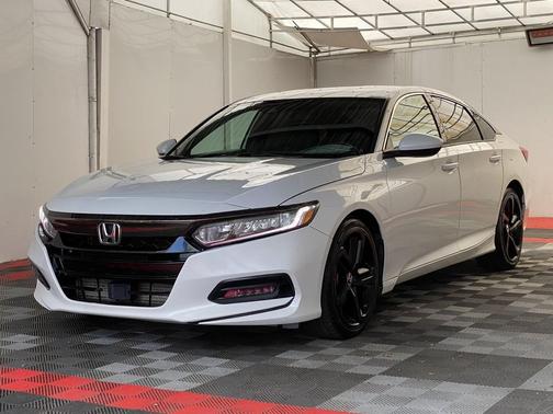 Platinum White Pearl 2020 Honda Accord Sport 1.5T