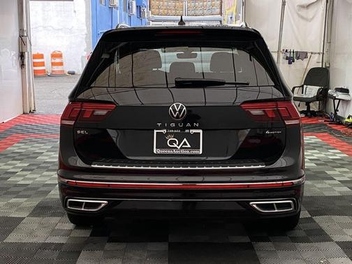 2022 Volkswagen Tiguan 2.0T SEL R-Line 4MOTION