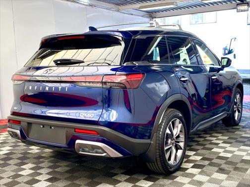 2022 INFINITI QX60 Luxe