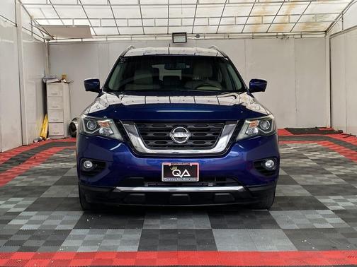 2018 Nissan Pathfinder SL