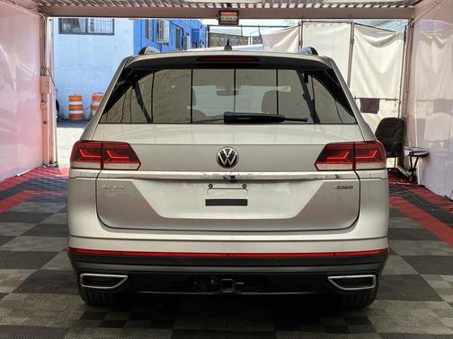2023 Volkswagen Atlas 3.6L SE w/Technology