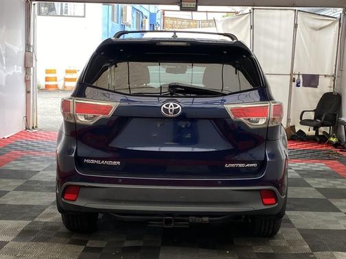 2014 Toyota Highlander Limited Platinum