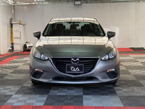 2016 Mazda Mazda3 i Sport