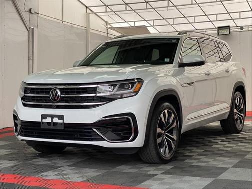 2022 Volkswagen Atlas 3.6L SEL Premium