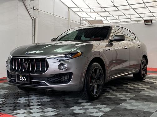 2021 Maserati Levante Base