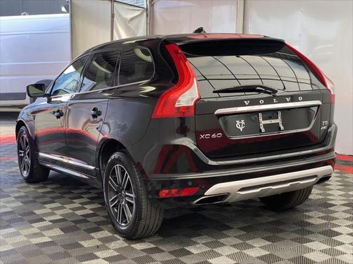 2017 Volvo XC60 T5 Dynamic