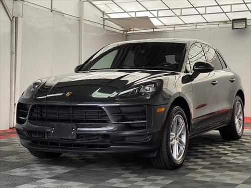 2020 Porsche Macan Base