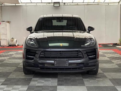 2020 Porsche Macan Base