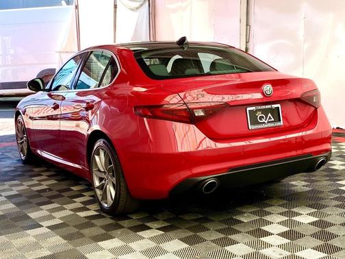 2020 Alfa Romeo Giulia Sport