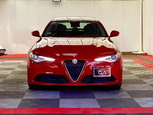 2020 Alfa Romeo Giulia Sport