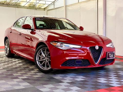 2020 Alfa Romeo Giulia Sport